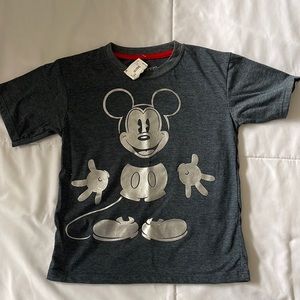 NWT Mickey Shirt in size 5/6